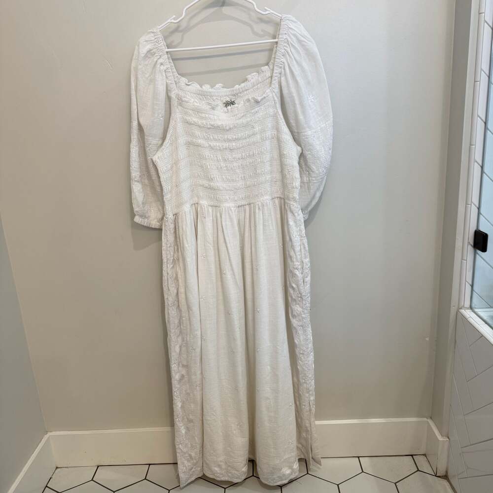 Citrus by Called to Surf White Smocked Embroidered Maxi Dress Size XXXL